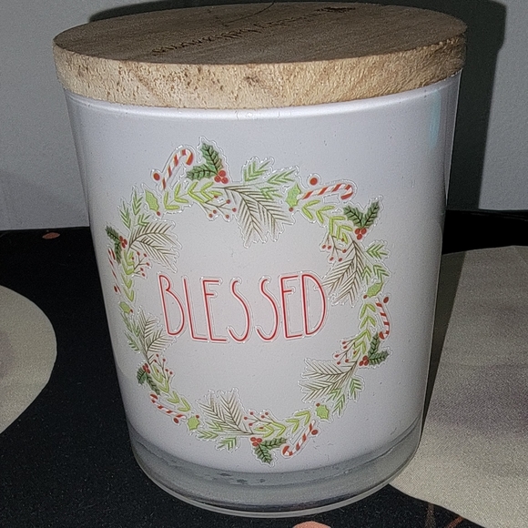 Wendy Bellissimo Other - Wendy Bellissimo Always Red Candle